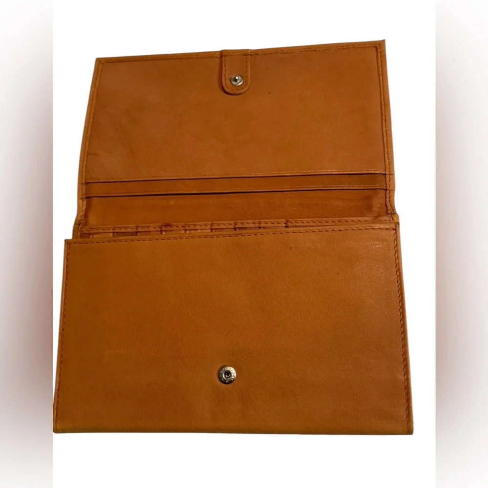 Vintage Kenneth Cole High End Soft Supple Trifold Tan Leather Wallet